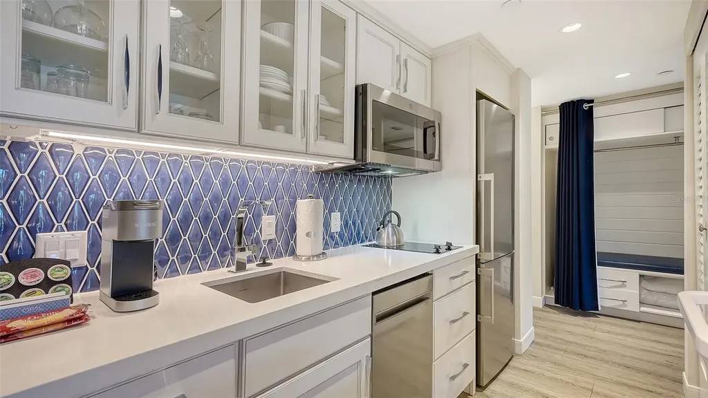 250 Sands Point Road Longboat Key FL 34228