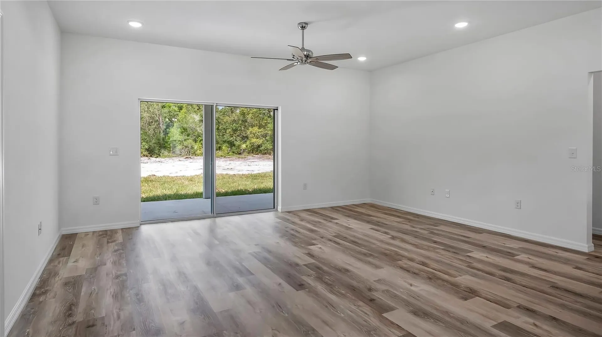 40407 W 8th Avenue Umatilla FL 32784