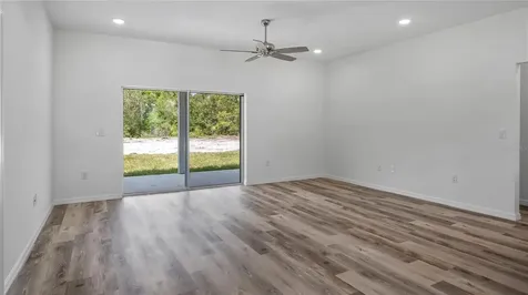40407 W 8th Avenue Umatilla FL 32784