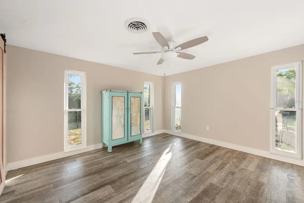 300 E Bay Heights Avenue Englewood FL 34223