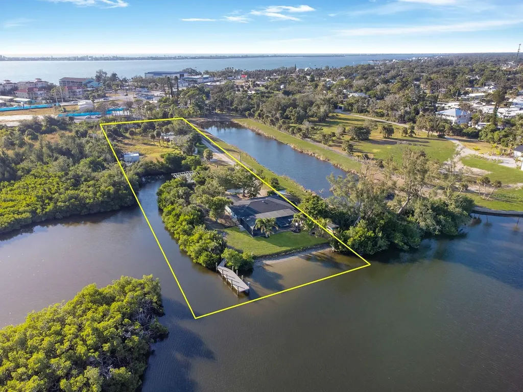 300 E Bay Heights Avenue Englewood FL 34223