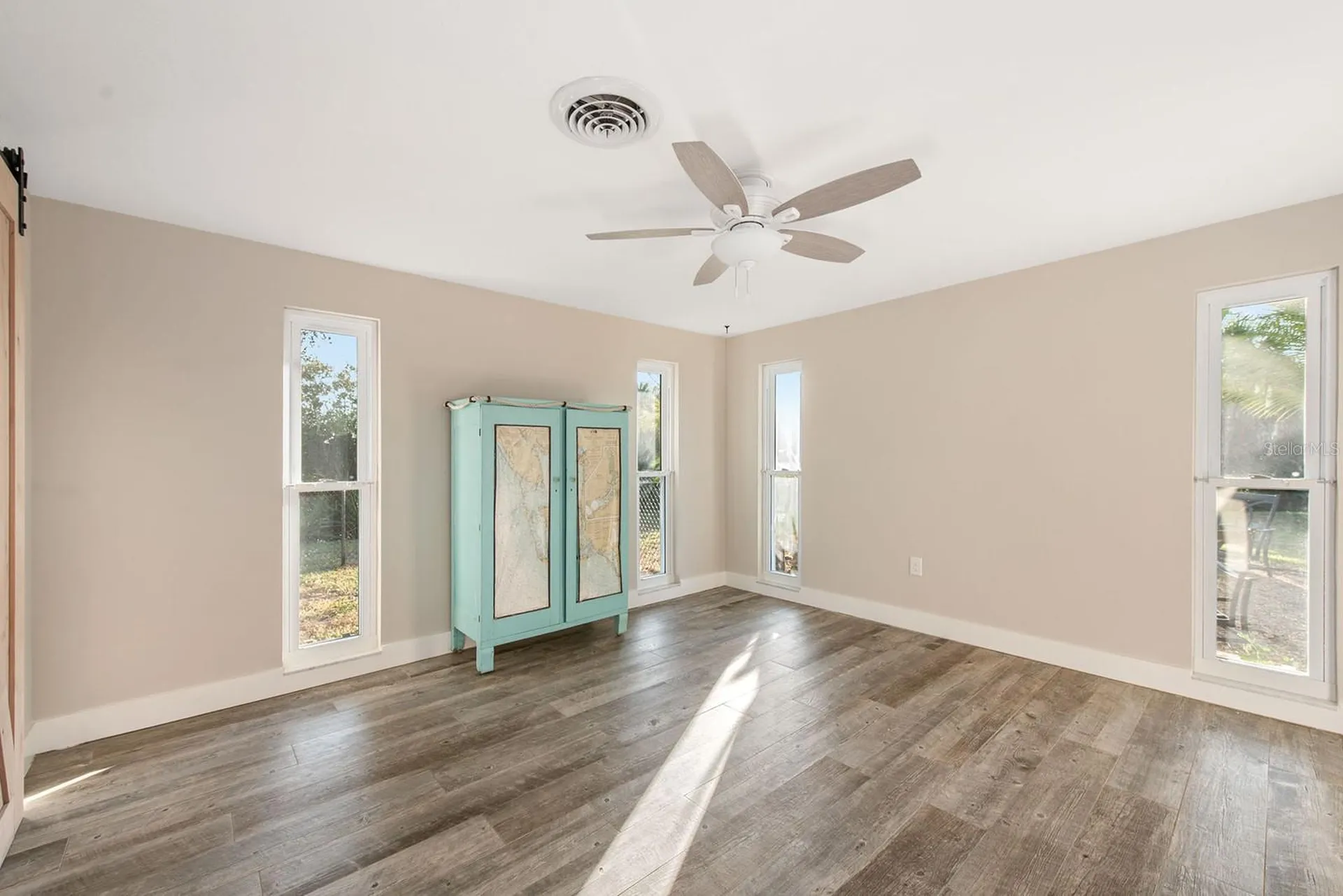 300 E Bay Heights Avenue Englewood FL 34223