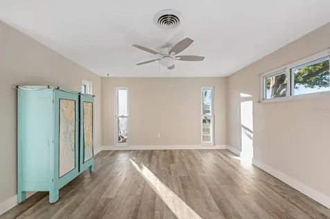 300 E Bay Heights Avenue Englewood FL 34223