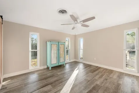 300 E Bay Heights Avenue Englewood FL 34223