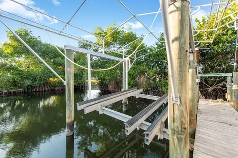 300 E Bay Heights Avenue Englewood FL 34223