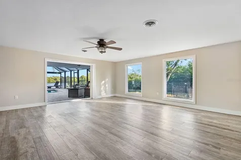 300 E Bay Heights Avenue Englewood FL 34223