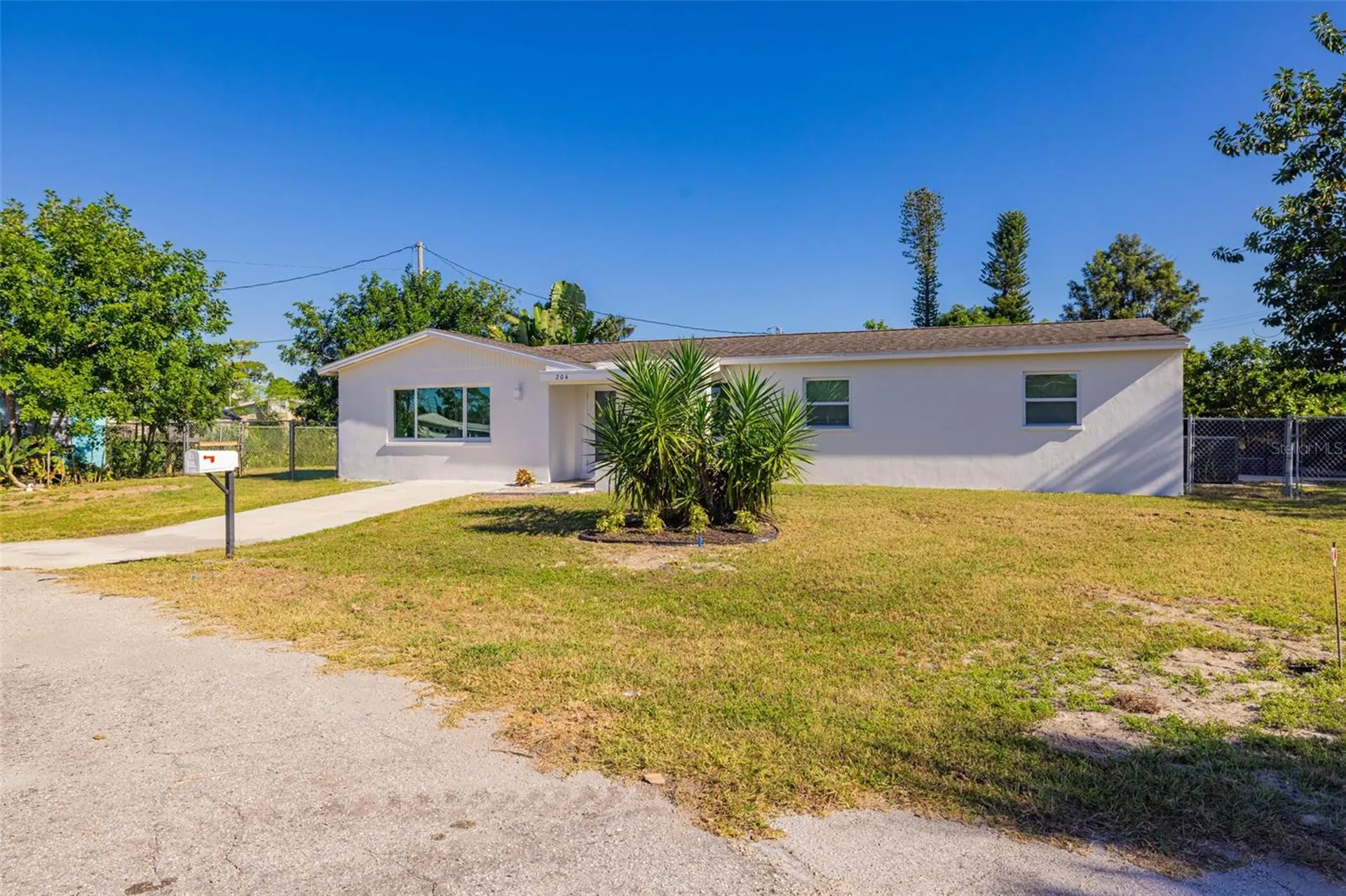 204 Alabama Court Lehigh Acres FL 33936