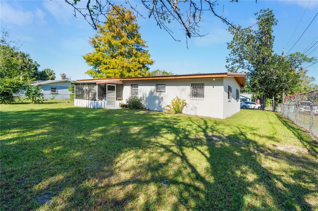 528 Doctors Drive Oviedo FL 32765