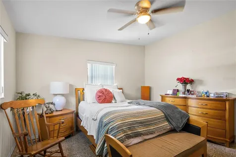 528 Doctors Drive Oviedo FL 32765