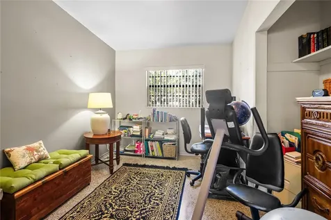 528 Doctors Drive Oviedo FL 32765