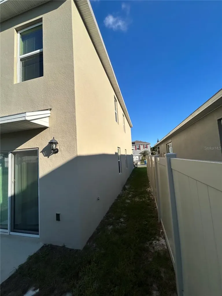 1383 Berry Lane Davenport FL 33837