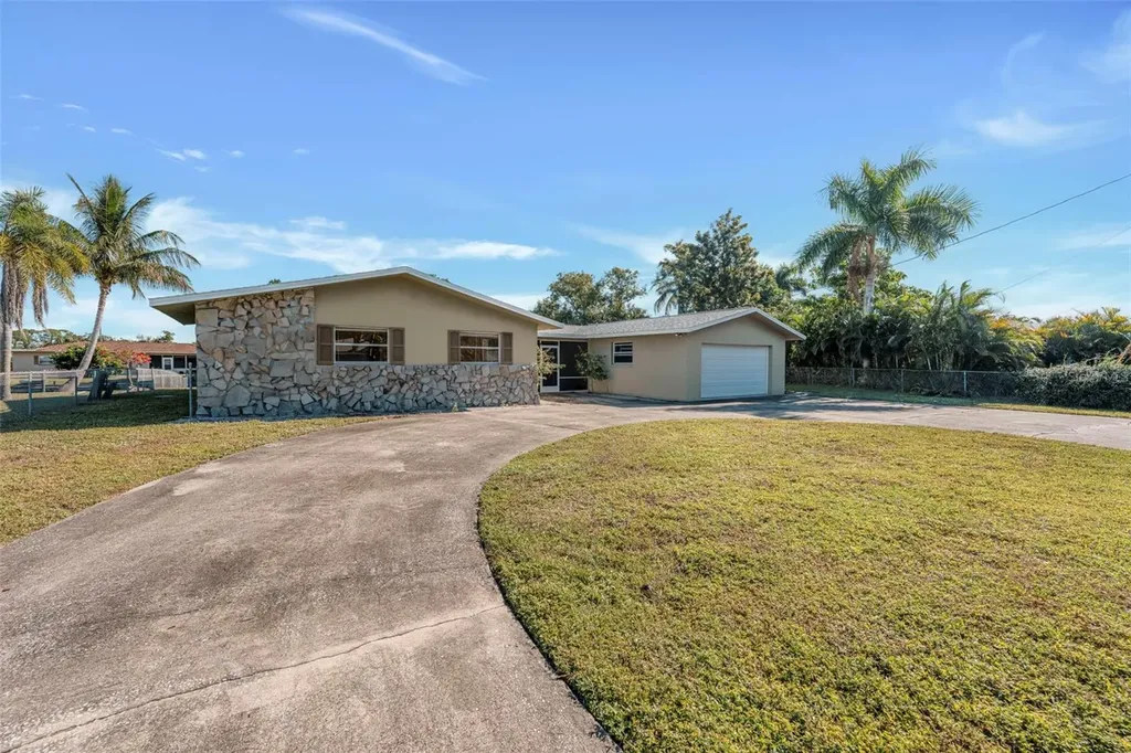 1366 Sunrise Drive North Fort Myers FL 33917
