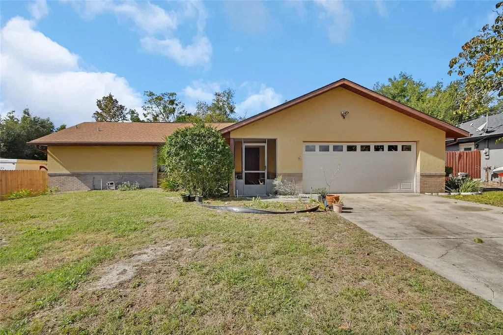 1622 Oakland Drive Deltona FL 32738