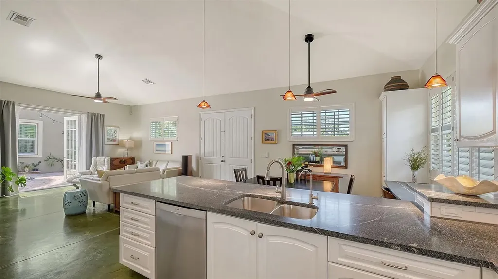 640 N Osprey Avenue Sarasota FL 34236