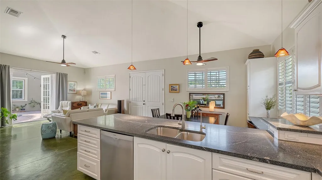 640 N Osprey Avenue Sarasota FL 34236