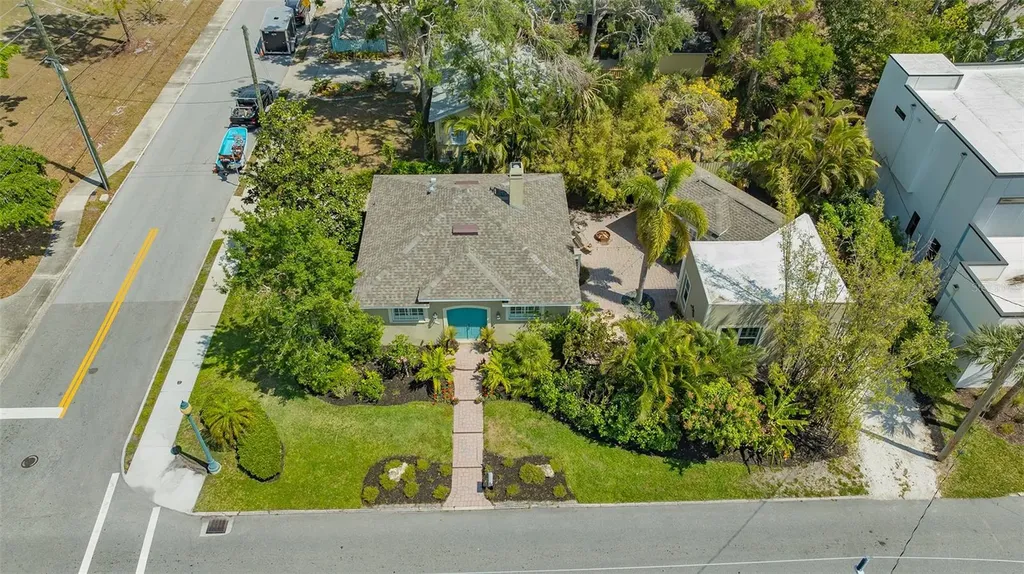 640 N Osprey Avenue Sarasota FL 34236