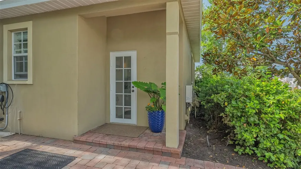 640 N Osprey Avenue Sarasota FL 34236