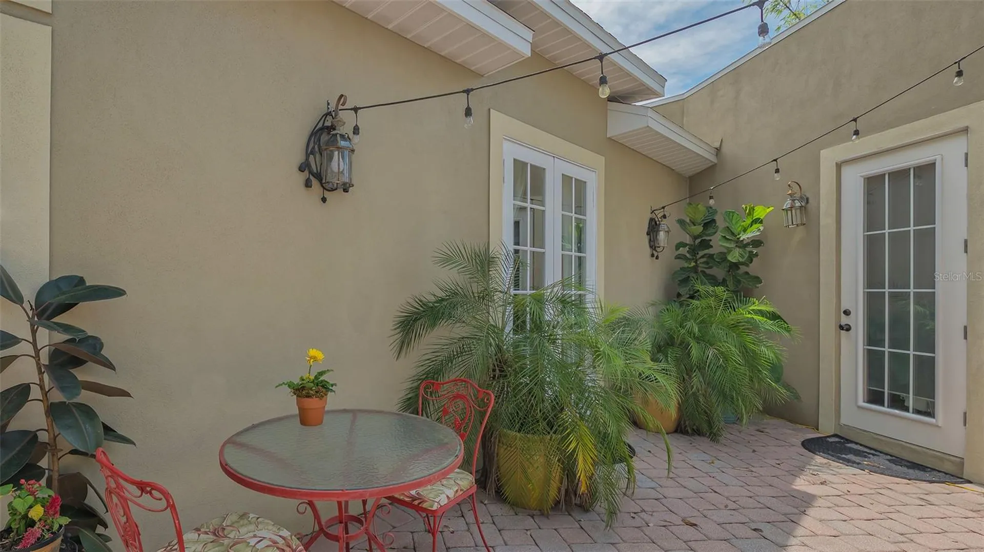 640 N Osprey Avenue Sarasota FL 34236