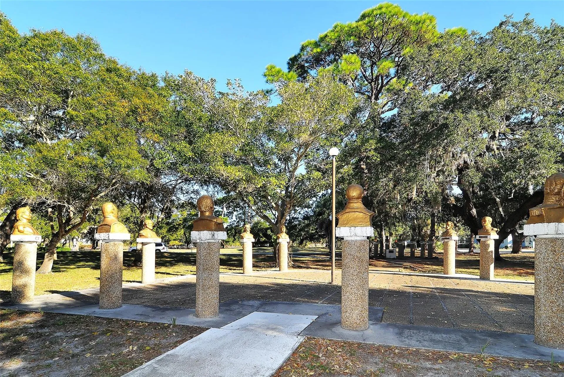 640 N Osprey Avenue Sarasota FL 34236
