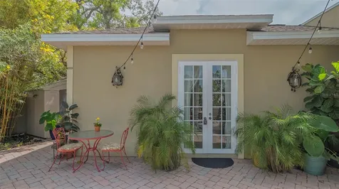 640 N Osprey Avenue Sarasota FL 34236