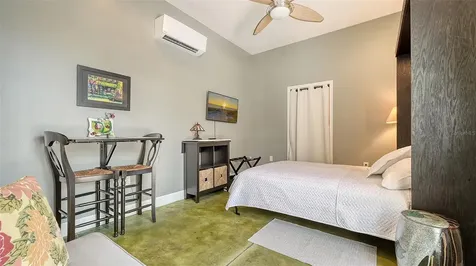 640 N Osprey Avenue Sarasota FL 34236
