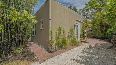 640 N Osprey Avenue Sarasota FL 34236