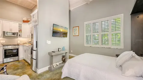 640 N Osprey Avenue Sarasota FL 34236