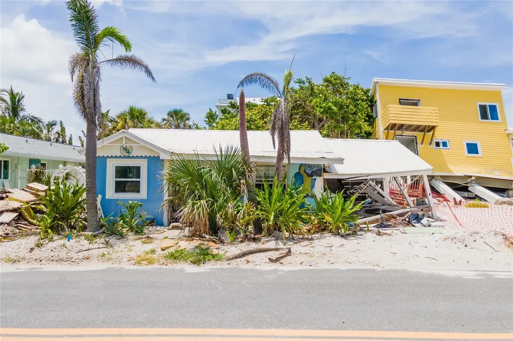 103 12th Street S Bradenton Beach FL 34217