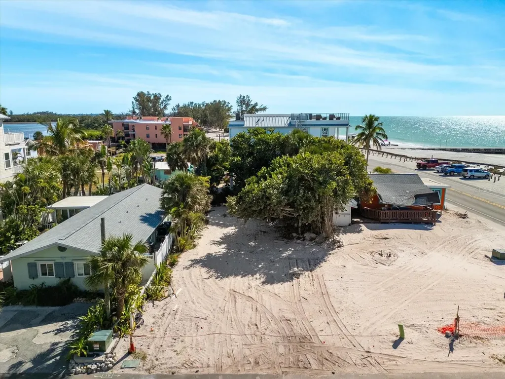 103 12th Street S Bradenton Beach FL 34217