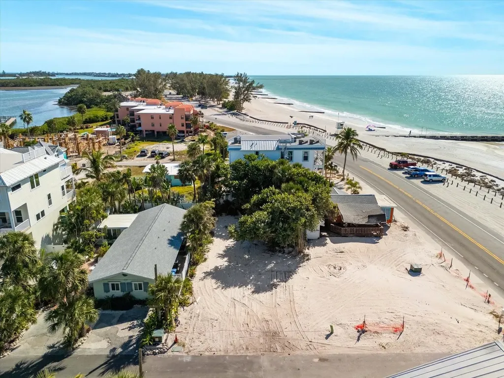 103 12th Street S Bradenton Beach FL 34217