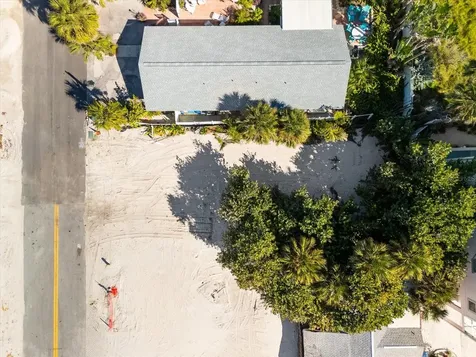 103 12th Street S Bradenton Beach FL 34217