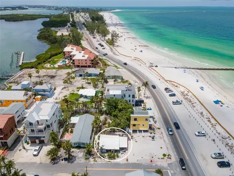 103 12th Street S Bradenton Beach FL 34217