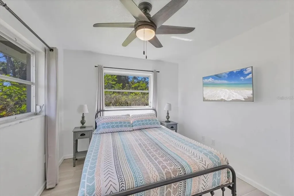 2410 Cass Street Sarasota FL 34231