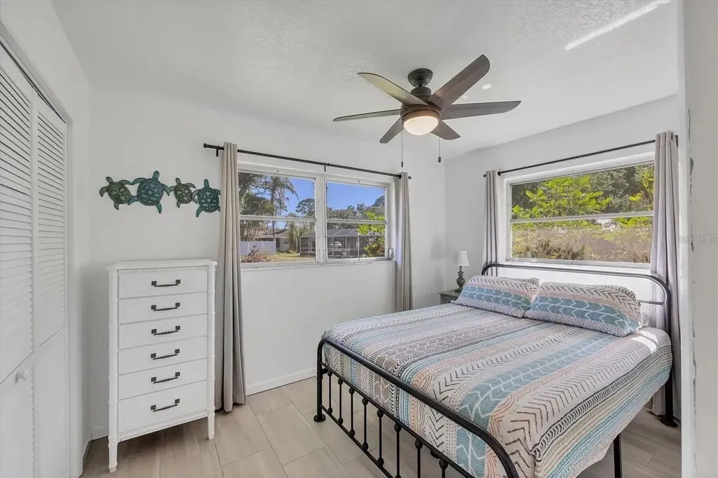 2410 Cass Street Sarasota FL 34231