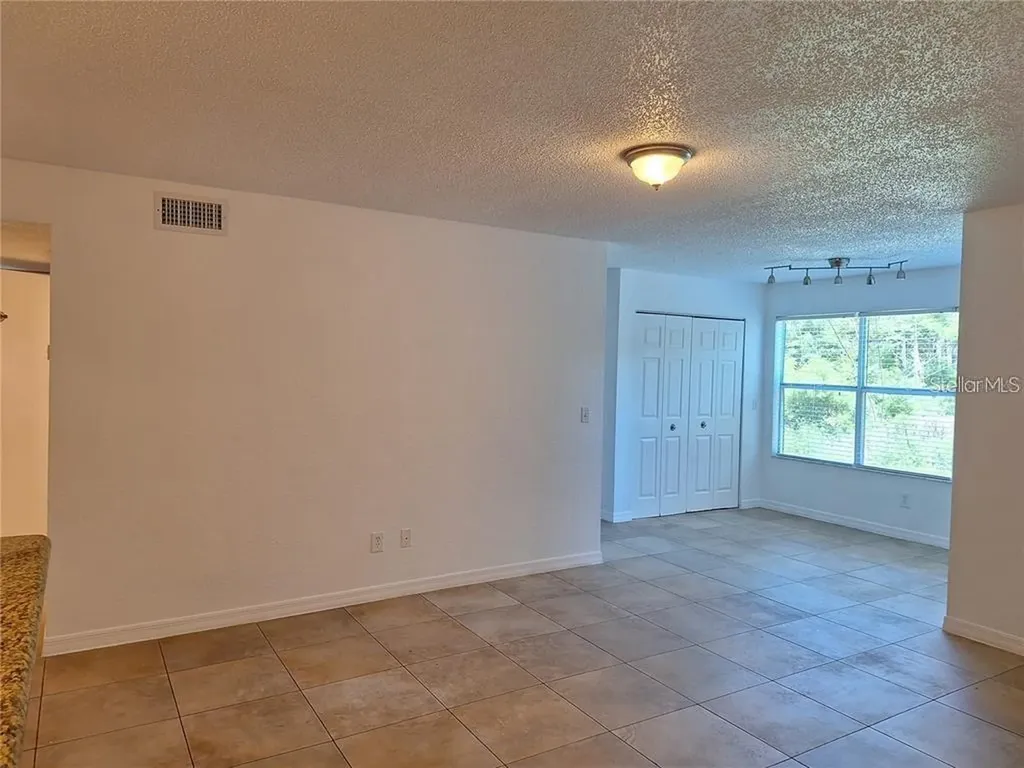 5116 Conroy Road Orlando FL 32811
