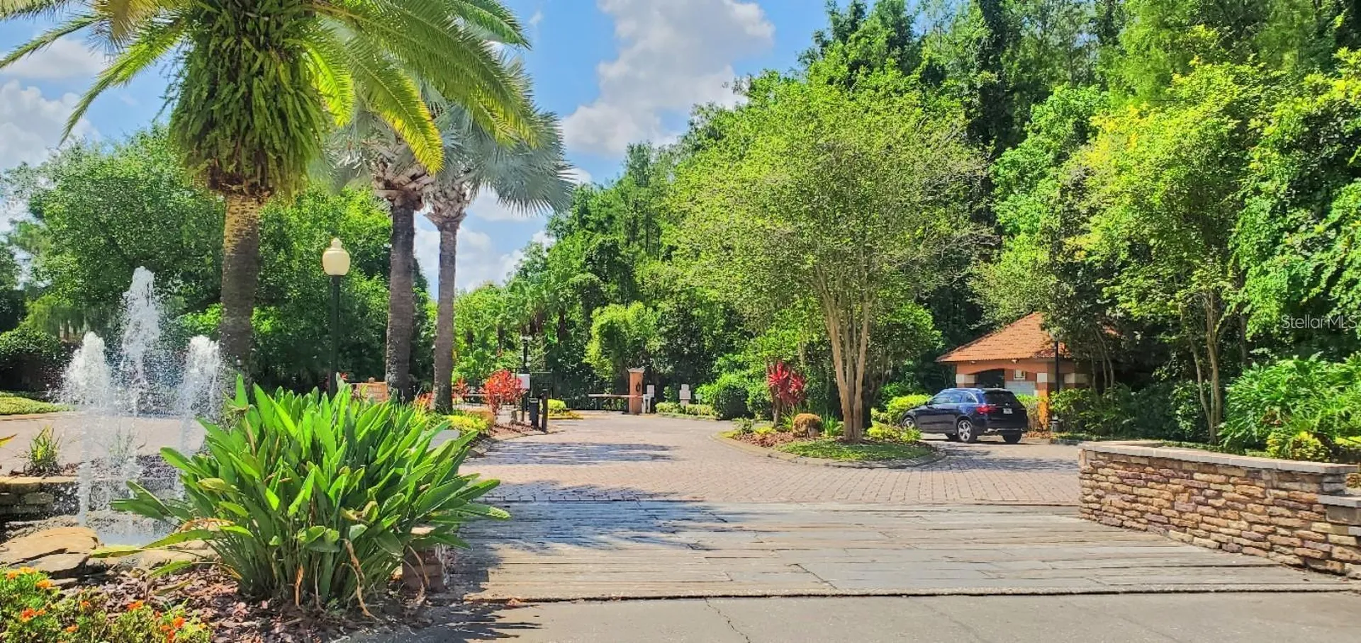 5116 Conroy Road Orlando FL 32811