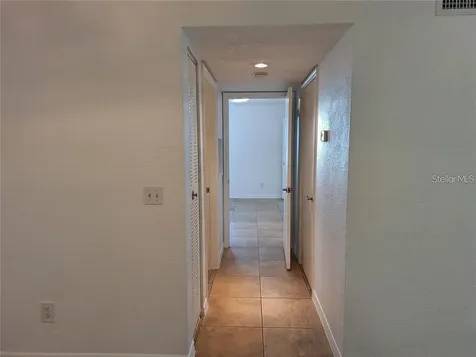 5116 Conroy Road Orlando FL 32811
