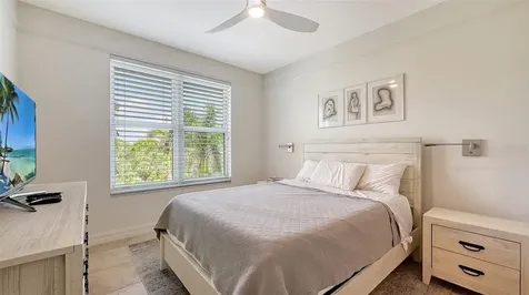 385 N Point Road Osprey FL 34229