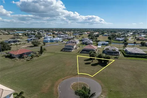 17277 Spearmint Lane Punta Gorda FL 33955