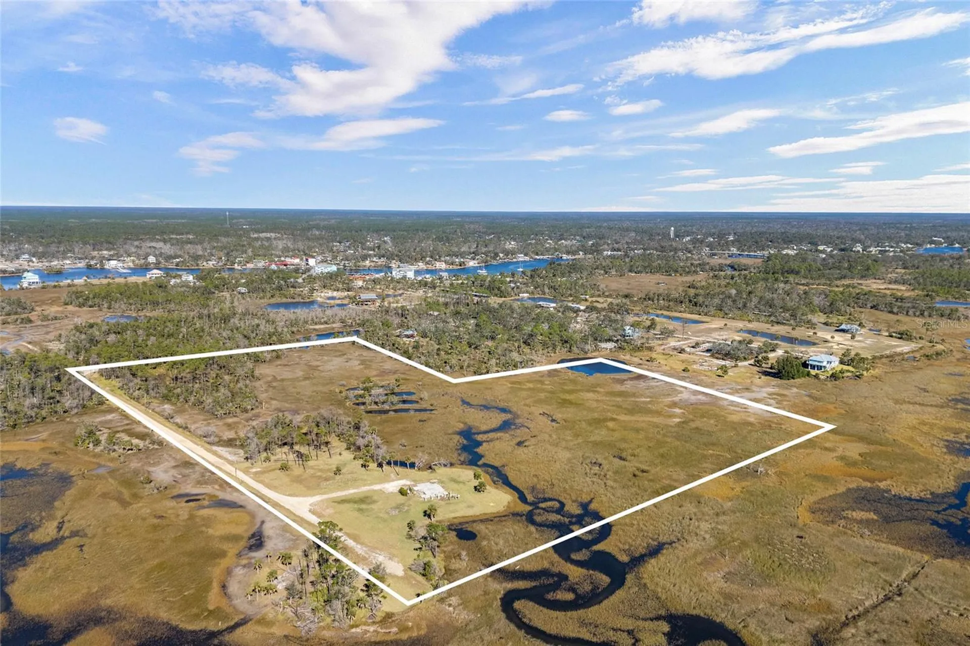 125 SW 284 Steinhatchee FL 32359