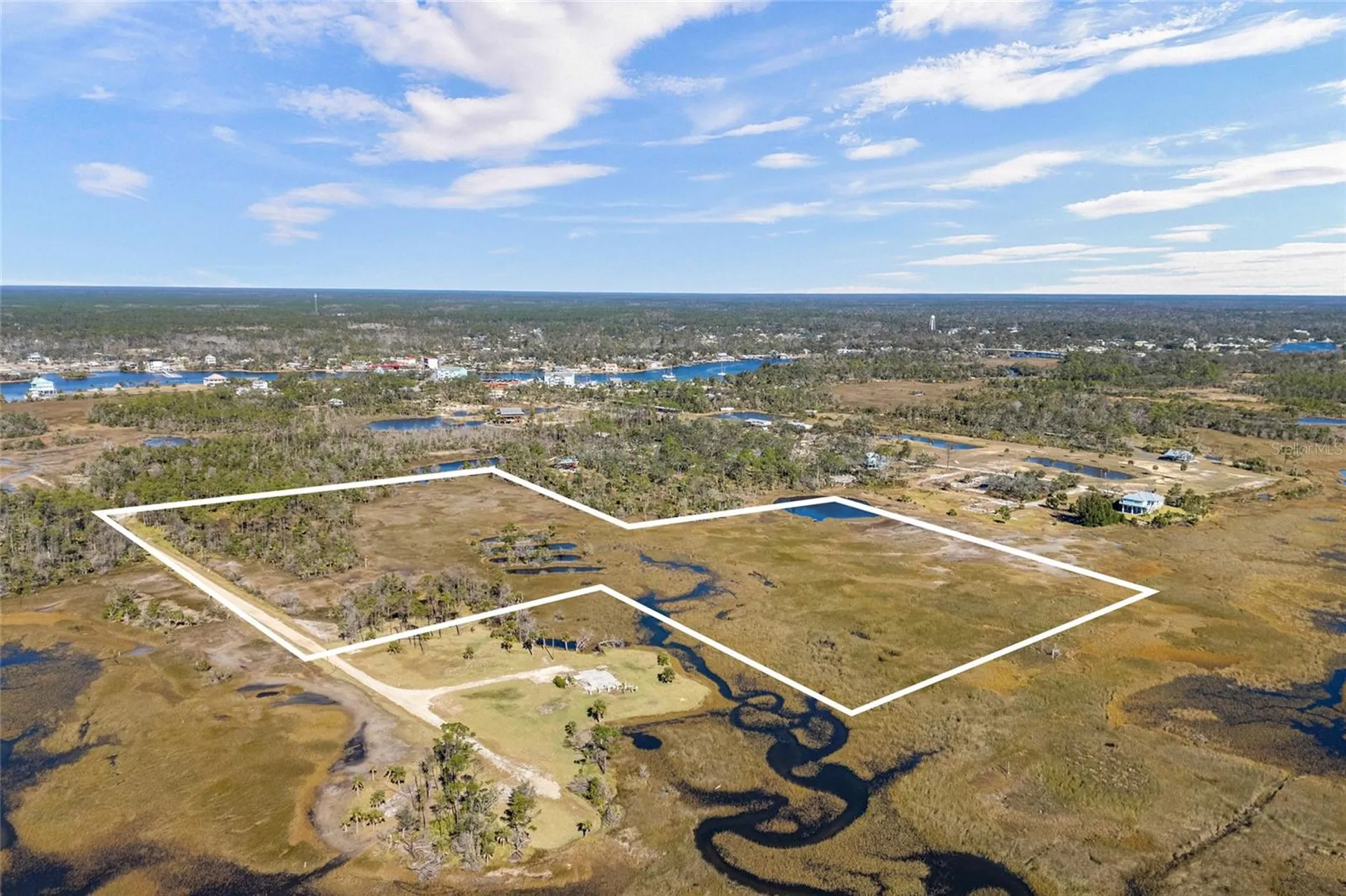 125 SW 284 Steinhatchee FL 32359