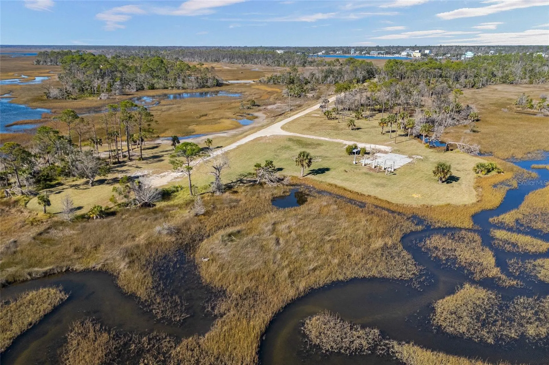 125 SW 284 Steinhatchee FL 32359