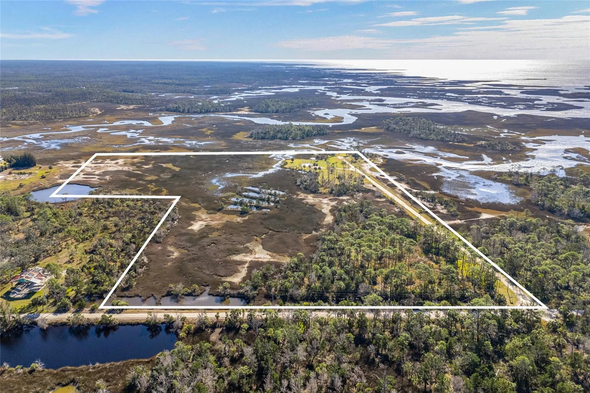 125 SW 284 Steinhatchee FL 32359