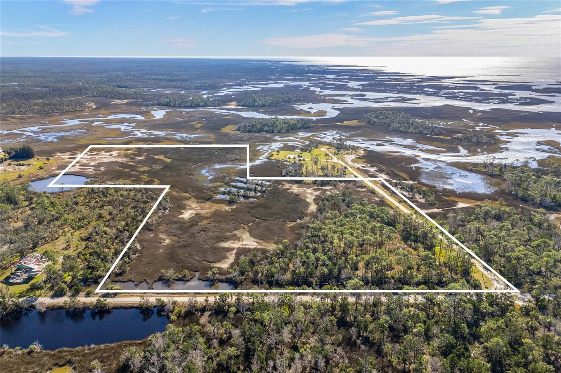 125 SW 284 Steinhatchee FL 32359