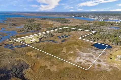 125 SW 284 Steinhatchee FL 32359
