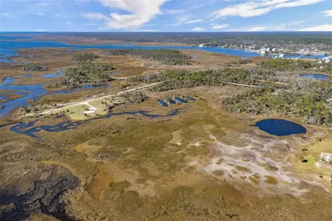125 SW 284 Steinhatchee FL 32359
