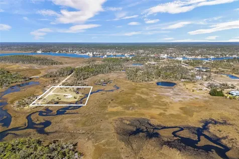 125 SW 284 Steinhatchee FL 32359