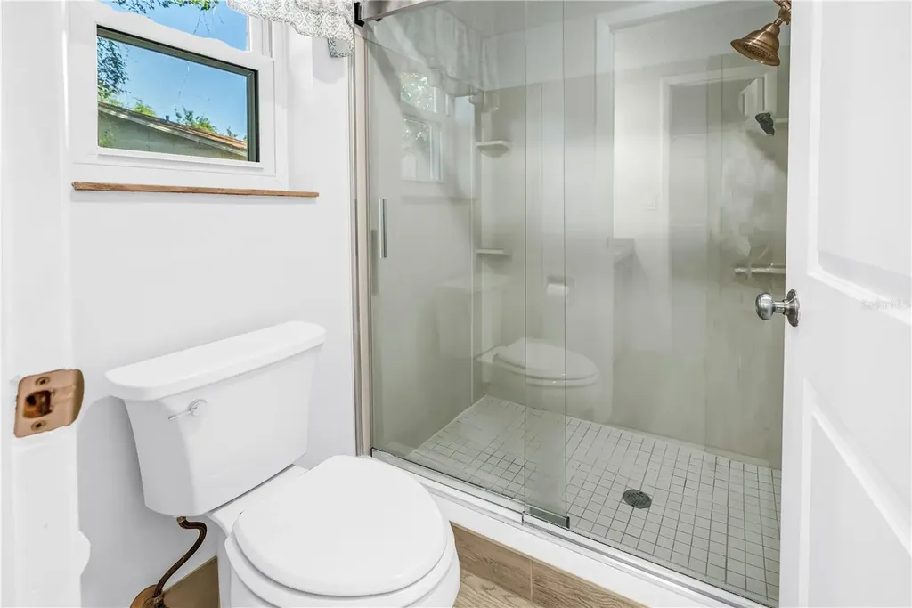 112 Meadowcross Drive Safety Harbor FL 34695