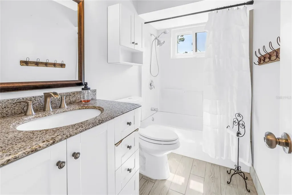 112 Meadowcross Drive Safety Harbor FL 34695