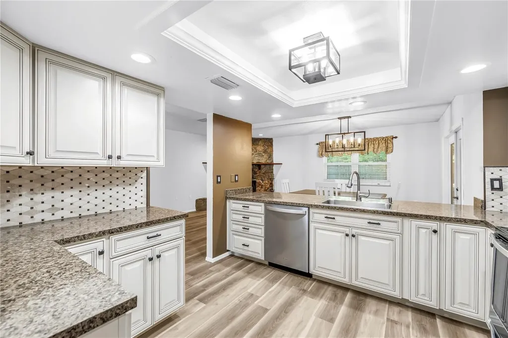 112 Meadowcross Drive Safety Harbor FL 34695